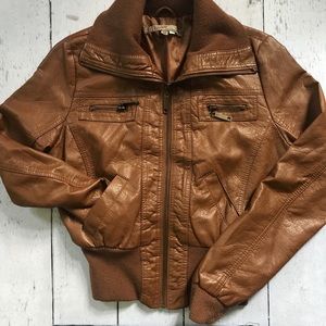 Brown bomber jacket 💲